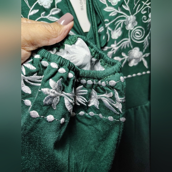 Bloomchic Boho Embroidered Peasant Tunic Top Size 22-24 - Picture 7 of 9